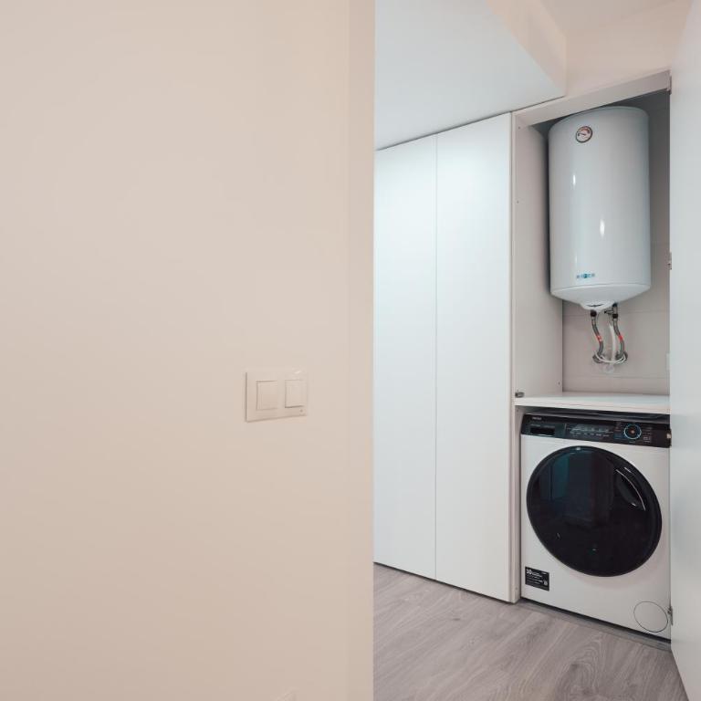 Céntrico y Tranquilo - Two-Bedroom Apartment - 10