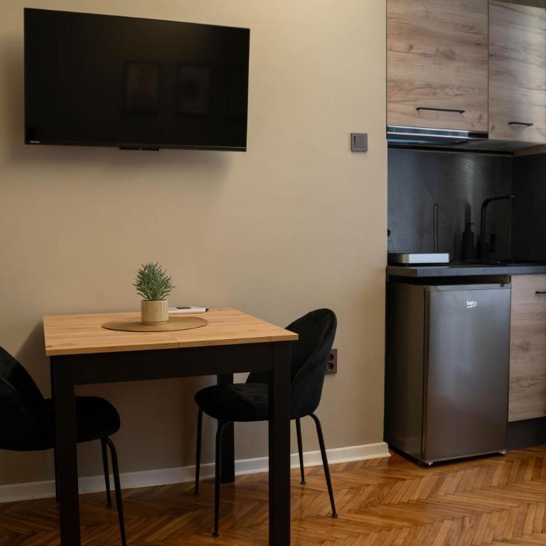Millenium Apartments City Center - One-Bedroom Apartment with Balcony - 6