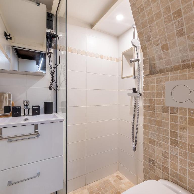Near Center of Paris - 25min from Palais Garnier - Apartamento de 1 dormitorio - 3