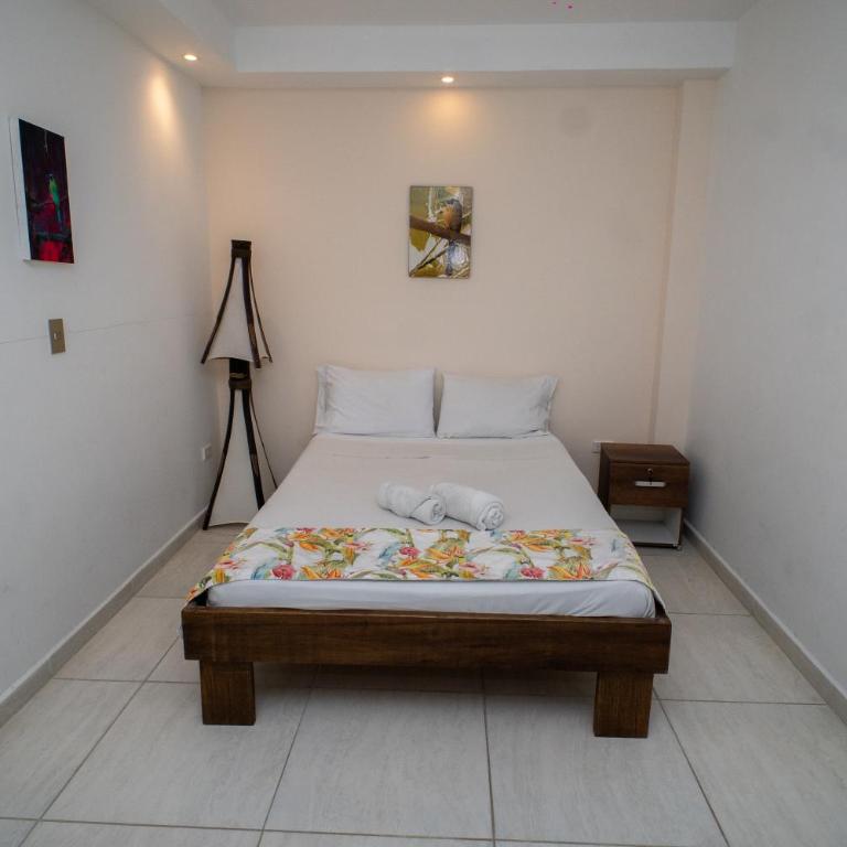 Apartaestudio cerca de Arboleda Pereira - Habitación Doble - 4