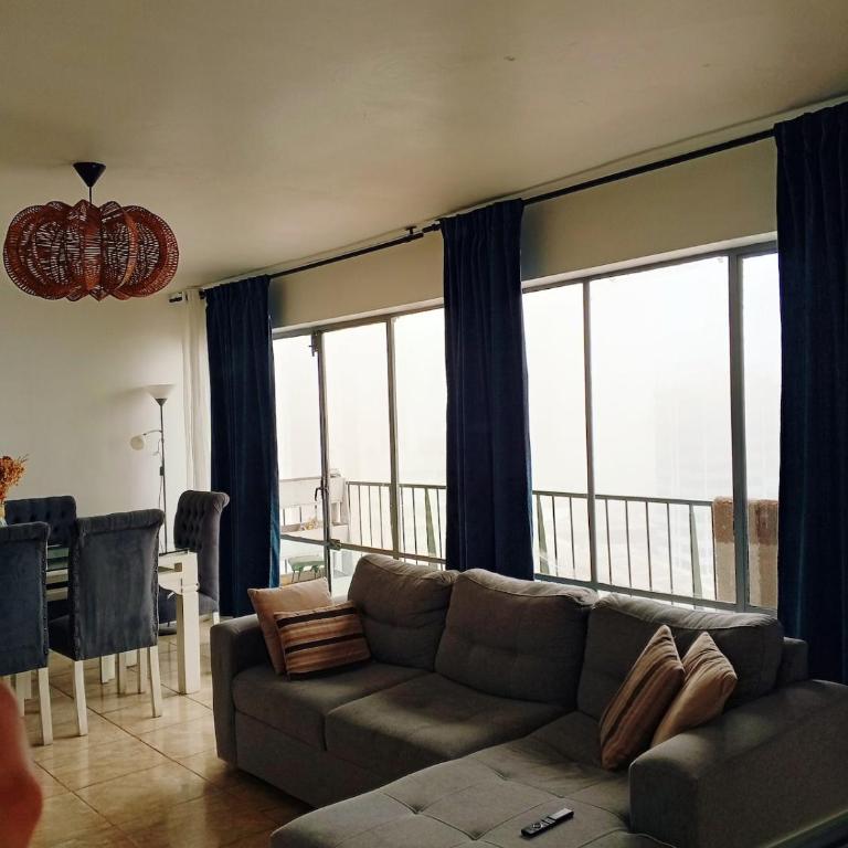 Mejor vista en valparaiso cultural y gastronomico - Three-Bedroom Apartment with Sea View - 1