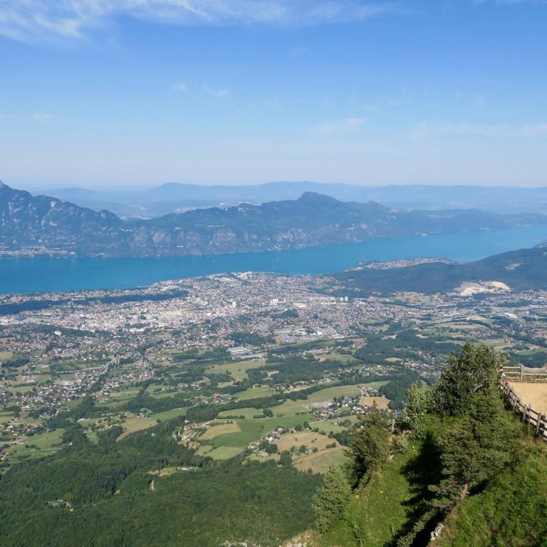 Studio - Vue Panoramique Montagnes I Calme Absolu - Studio - Vue sur Montagne - 19