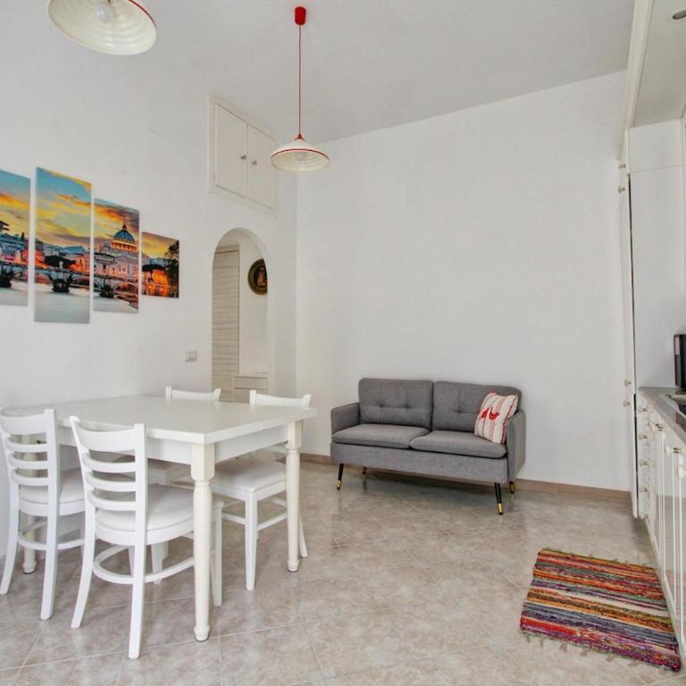 Casa Maroi Metro A Cornelia 2 camere da letto - Appartamento con 2 Camere da Letto e Balcone - 15