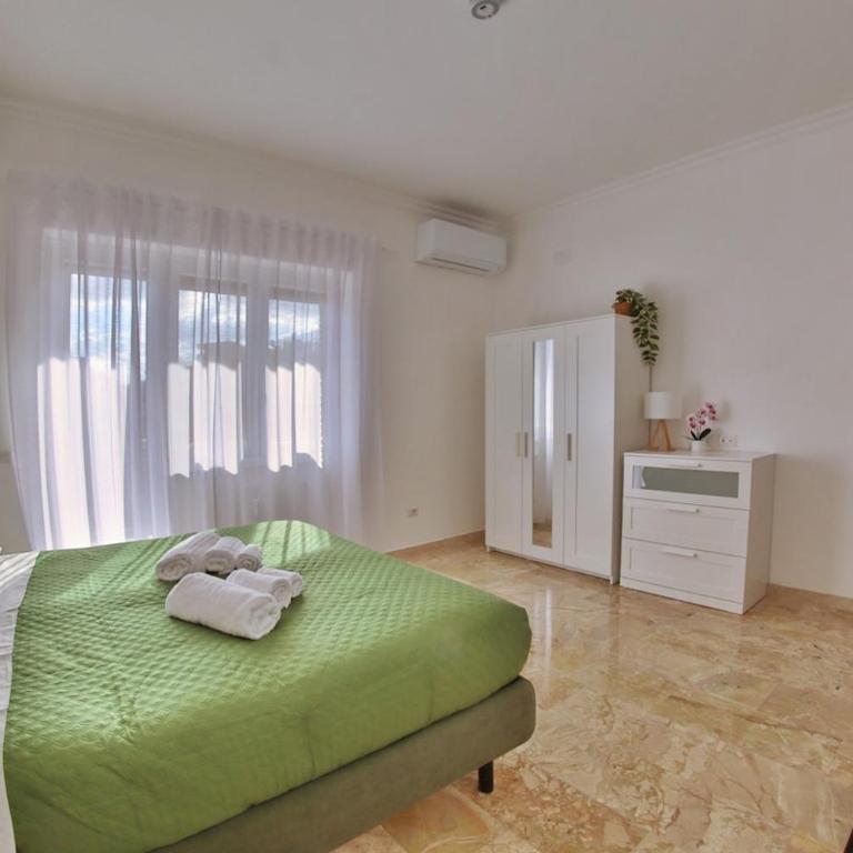 Casa Maroi Metro A Cornelia 2 camere da letto - Appartamento con 2 Camere da Letto e Balcone - 56