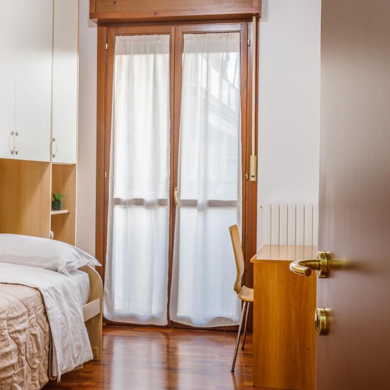 Parking & Free WiFi - Functional apartment - Appartamento con 2 Camere da Letto - 32