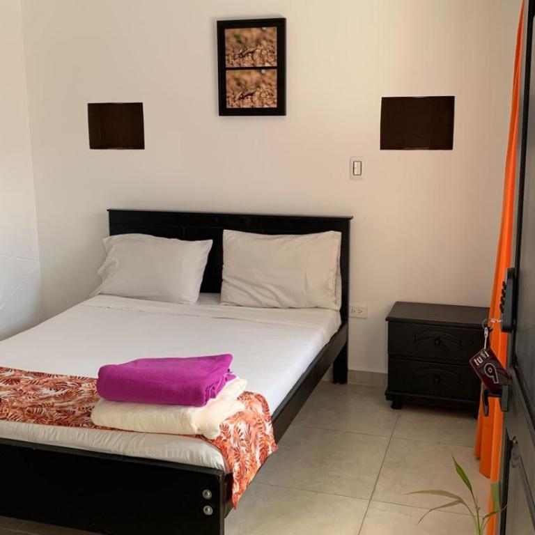 Apartaestudio cerca de Arboleda Pereira - Habitación Doble - 8