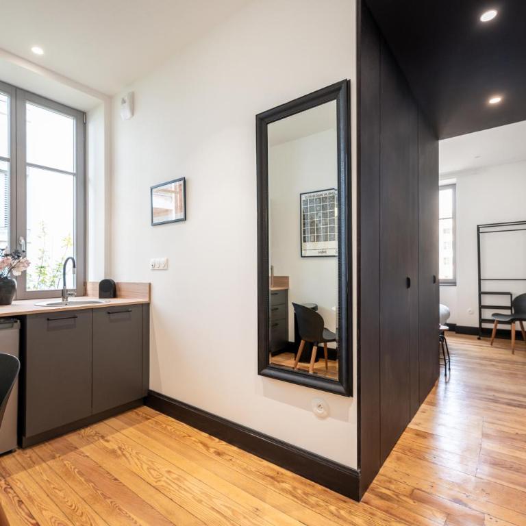 Chez Charlotte - Neuf - Haut de Gamme - Tram - Proche centre-ville - Tout confort - Appartamento con 1 Camera da Letto - 3