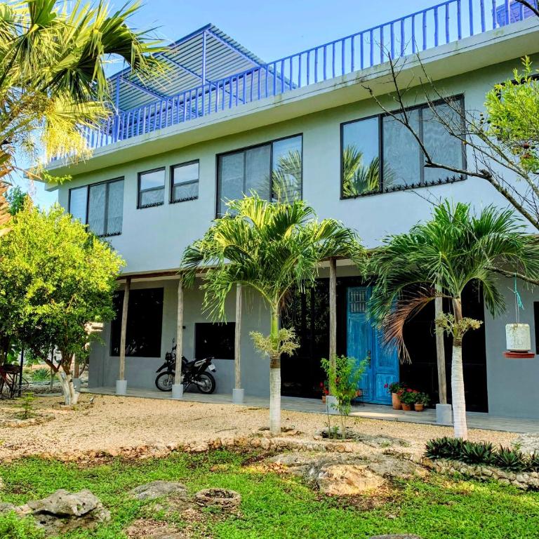 The Blue Eco Lodge - Habitación Triple con balcón - 1