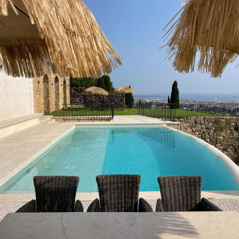 Grande villa, 6 chambres, vue mer, montagne & ville de Cannes - Villa - 3