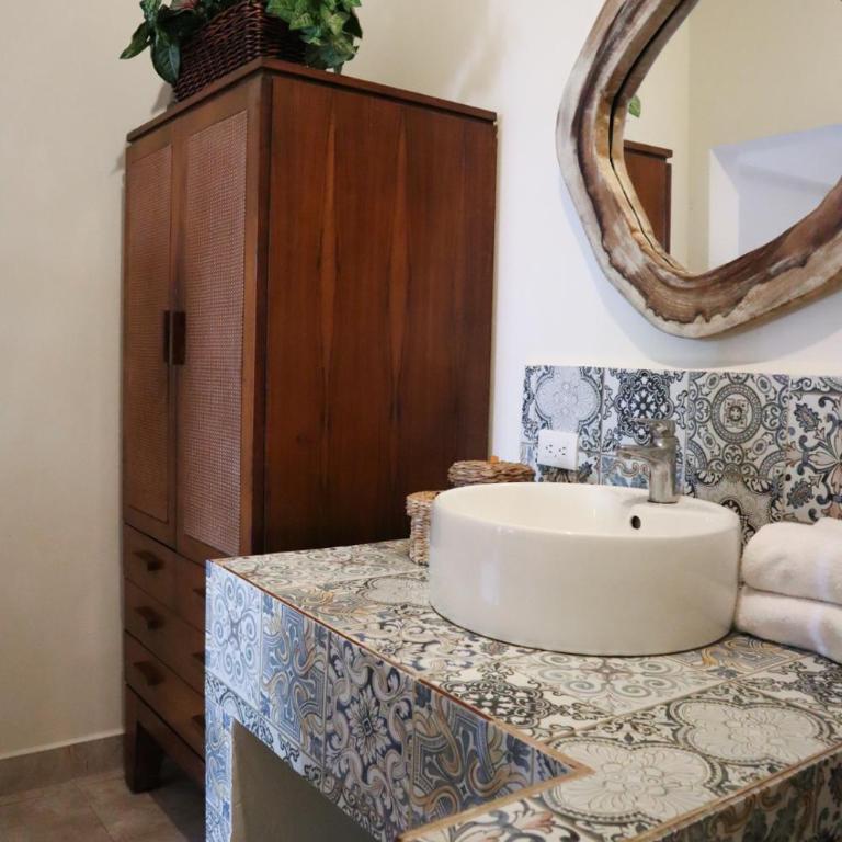 La Palma Beachfront Hotel Boutique - Self Check In - Single Room - 5