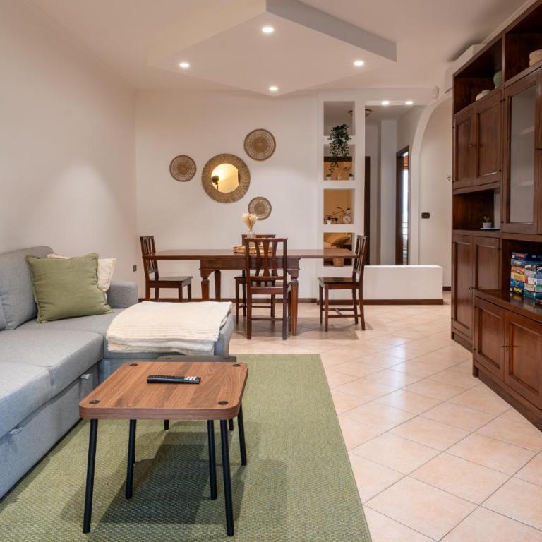 Turin Terrace Home - 2 Camere, 2 Bagni, Metro a due passi - Appartamento con 2 Camere da Letto - 1