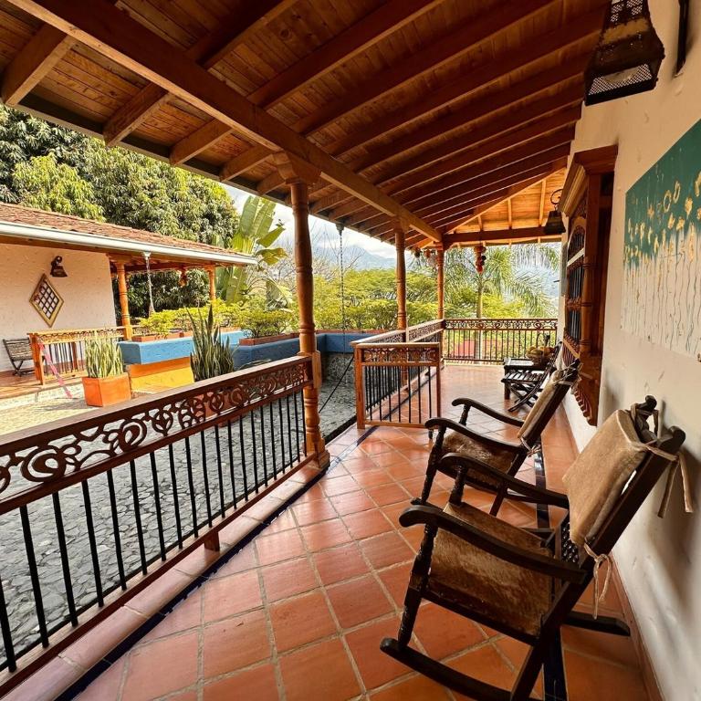 Paradise San Jeronimo Parcelacion 6BR AC Pool - Chalet - 11
