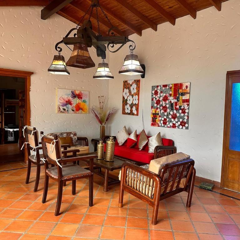 Paradise San Jeronimo Parcelacion 6BR AC Pool - Chalet - 66