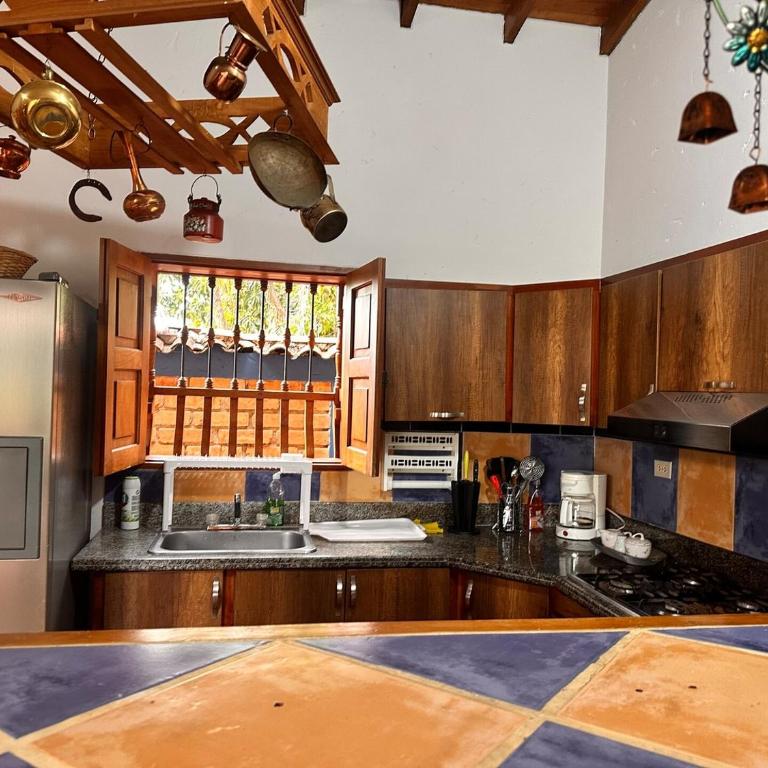 Paradise San Jeronimo Parcelacion 6BR AC Pool - Chalet - 69
