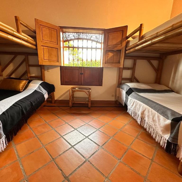 Paradise San Jeronimo Parcelacion 6BR AC Pool - Chalet - 73