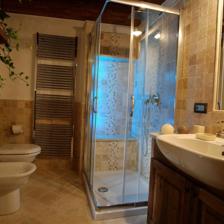 Panoramic Apartments Lerinon - Apartment mit Dusche - 1