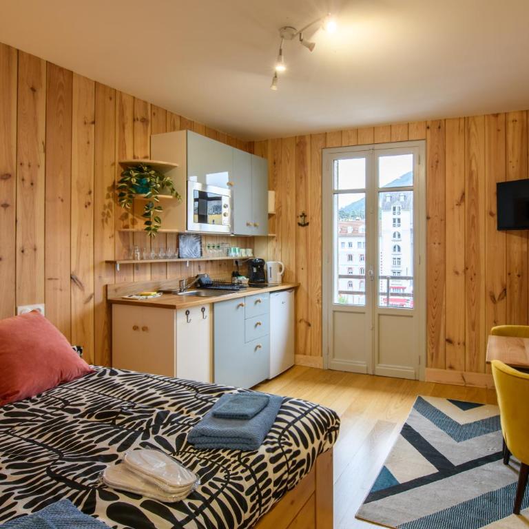 Le Chalet du sanctuaire vue sur le Gave de Pau - Apartment mit 1 Schlafzimmer - 1