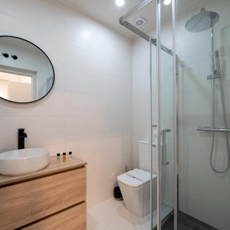 GuestReady – Quiet and modern apartment in Madrid - Three-Bedroom Apartment - 13