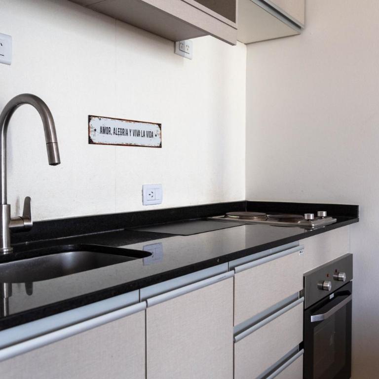 BT Homes - Studios Fitz Roy, Modernos en Palermo, Ubicación Ideal - Studio with Balcony - 4