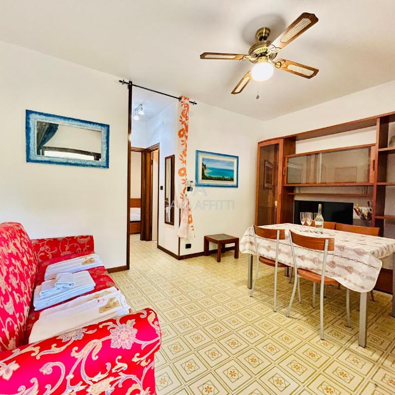 Flora Apartment - Piano terra immerso nel verde in un Residence a 100m dal Lago di Garda con Piscina - Appartamento con 1 Camera da Letto - 10