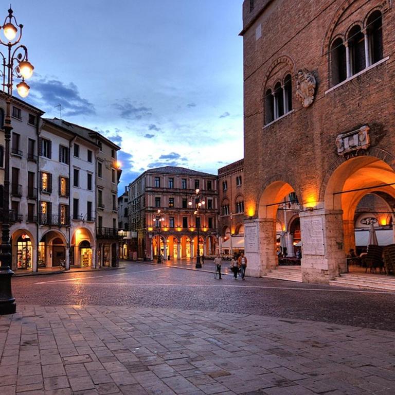 Davina Luxury Suite - Treviso Center - Free Parking - Venice in 30' - AC - Apartamento de 1 dormitorio - 26