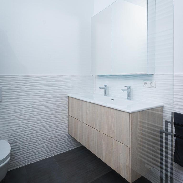 Top Lage! Gemütliche Wohnung am Englischen Garten - Appartamento con 2 Camere da Letto - 3