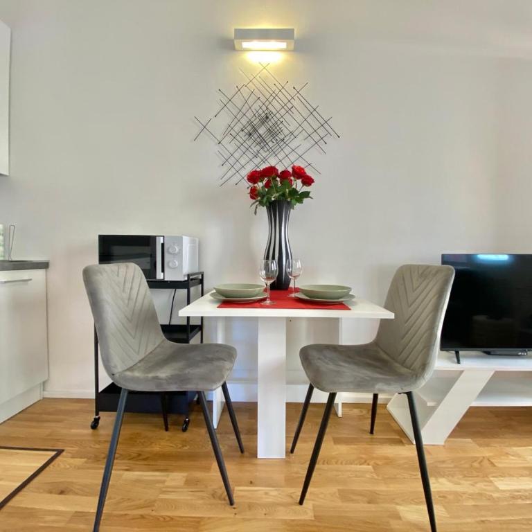 Albani City Life, Stile & Comfort in soluzione silenziosa e indipendente, comoda per Stadio San Siro, Rho Fiera Milano e City Life - Appartamento con 1 Camera da Letto - 6