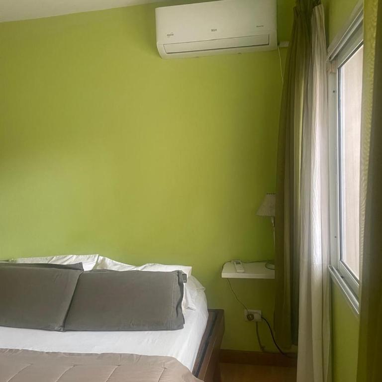 Jardín del norte a mts de sanatorio Allende, Hospital Privado cerro,Nascentis y estadio Kempes - Apartamento de 1 dormitorio - 4