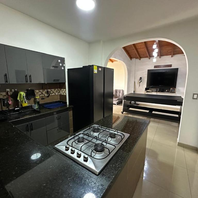 City of Eternal Spring - Apartment - 11