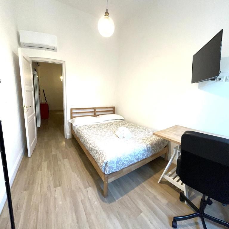 White House Florence - Double Room - 11