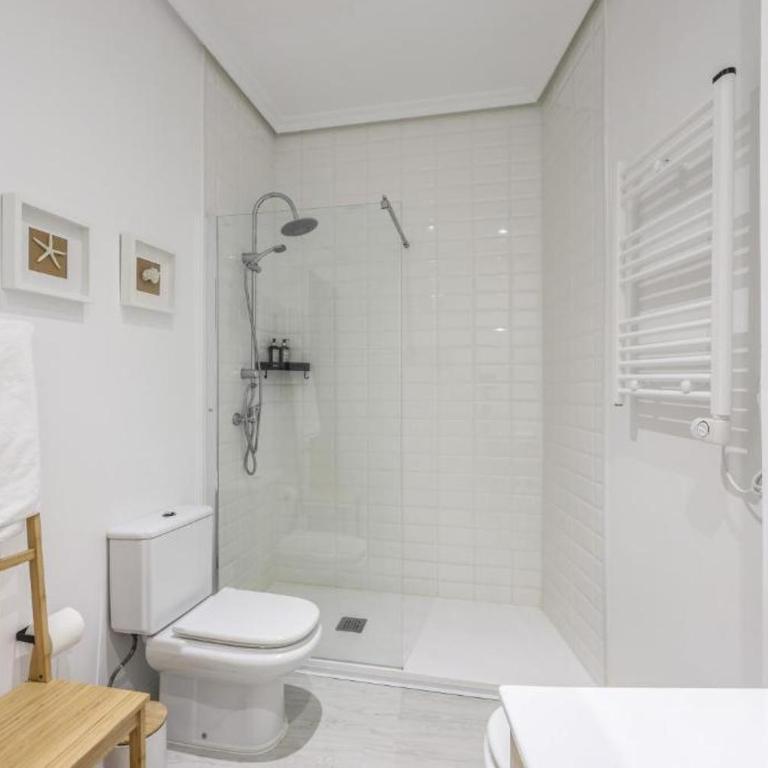 ARCO Gran Via Boutique Apartments - Apartamento de 2 dormitorios con balcón y terraza - 13
