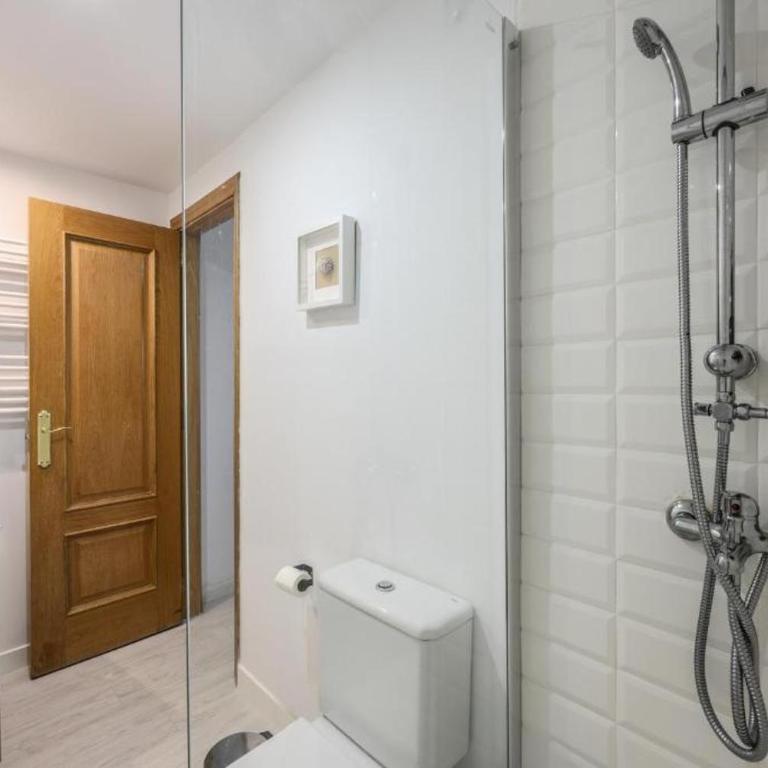 ARCO Gran Via Boutique Apartments - Apartamento de 2 dormitorios con balcón y terraza - 8
