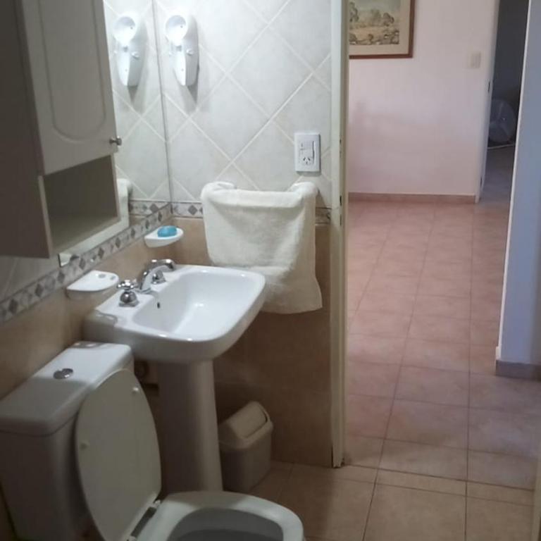 Las Grutas, hermoso alojamiento - Two-Bedroom House - 44