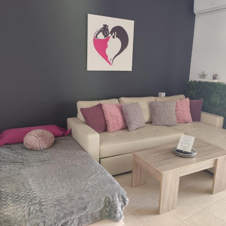 ÁTICO RILQUE, Apartamentos Independientes con Jacuzzi Privado y Terraza en Ronda - Apartamento Deluxe - 49