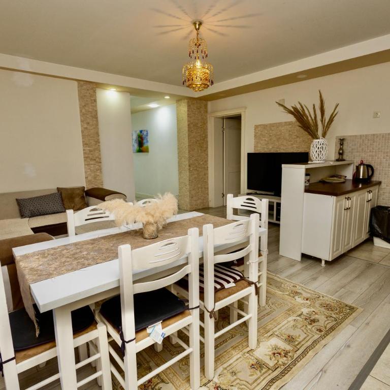 LuxuryHomeUlcinj2 - Three-Bedroom Home - 20