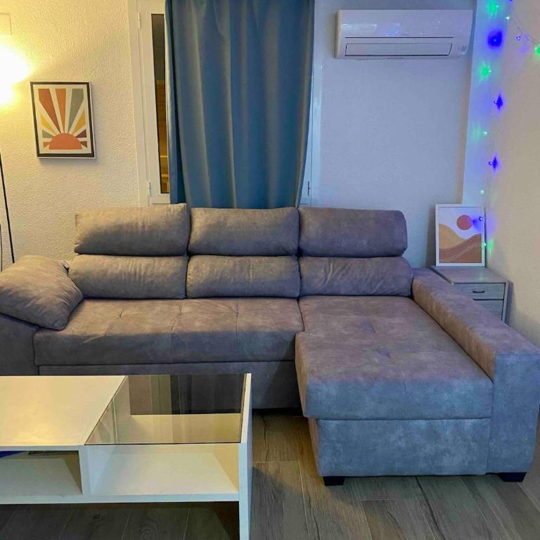 Modern Centric Apartment - One-Bedroom Apartment - 11