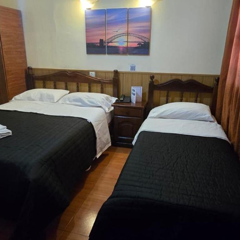 Hotel Paris - Habitación Triple con baño - 3