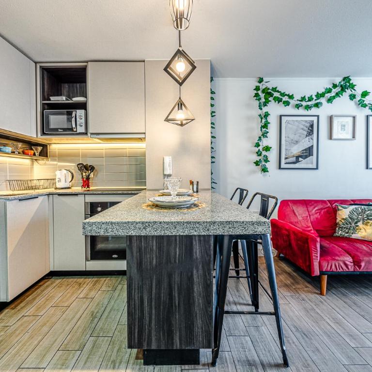 Encalada Apartments by Mr BnB - One-Bedroom Apartment with Balcony - 10