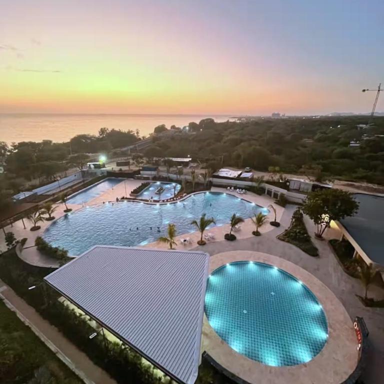 Apto Lujo Vista Mar Piscina AC WIFI Playa a 3 min en Santa Marina - One-Bedroom Apartment with Balcony and Sea View - 23