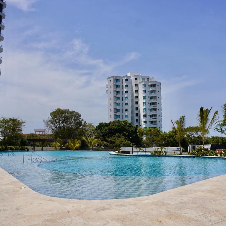 Apartamento en Santa Marta con vista al mar - Three-Bedroom Apartment - 3