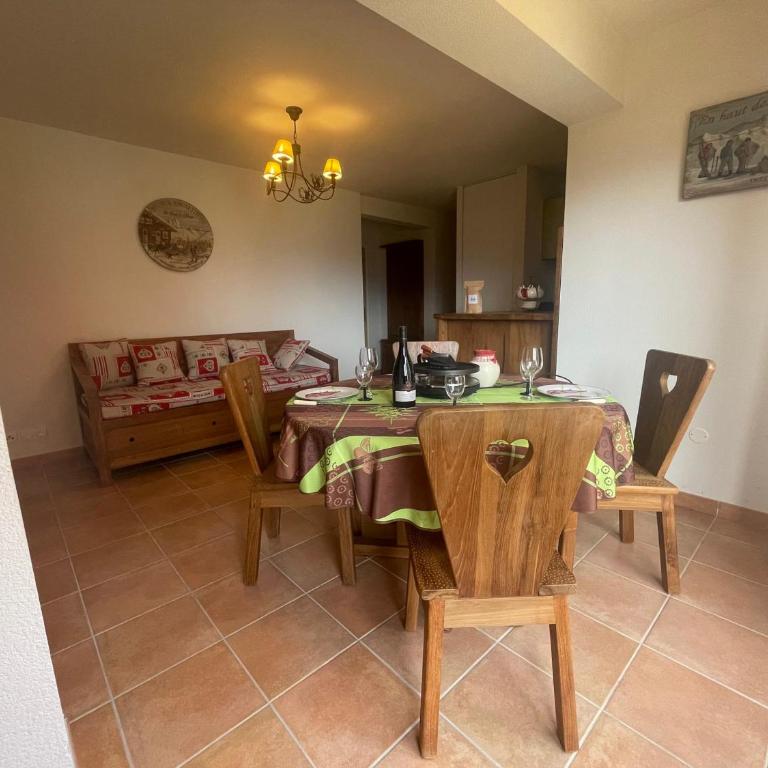 Appartement cosy à Pra-Loup 1600, 2 chambres, terrasse, parking - FR-1-165A-206 - Appartement - 11