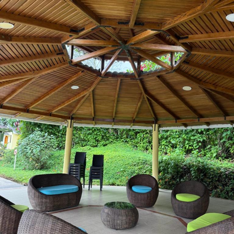 Amai Lodge - Three-Bedroom House - 17