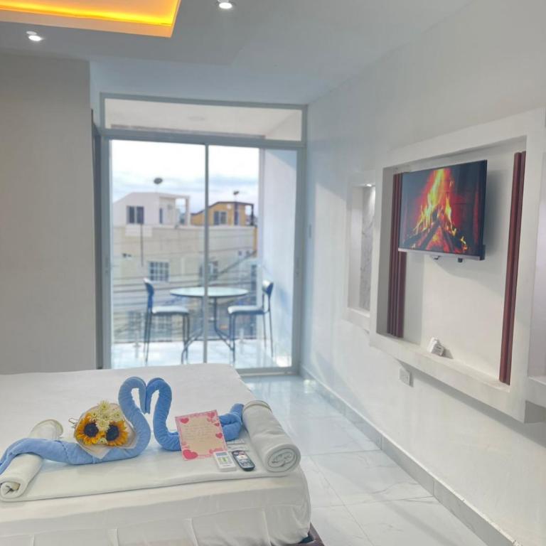 Hostal Las Orquideas 2 - Suite con cama grande y balcón - 5