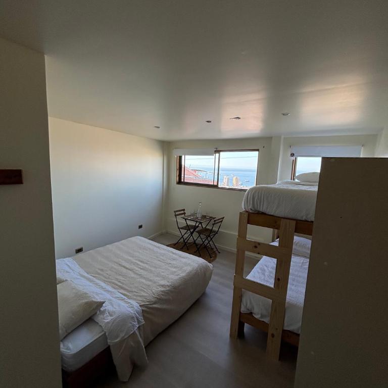 Hostal ídem - Quadruple Room - 5