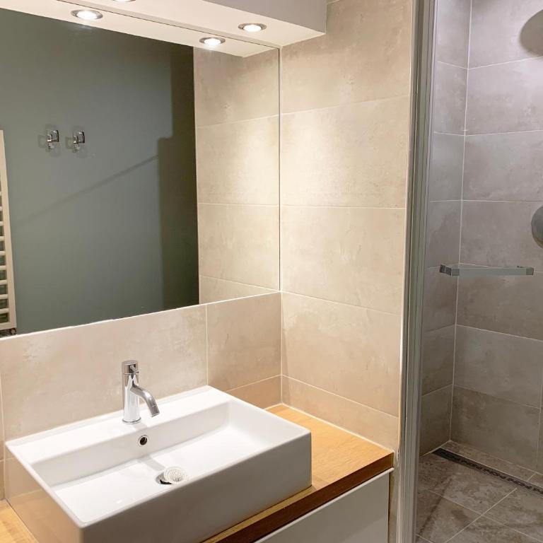 Arelate Séjour - Appartement - 46