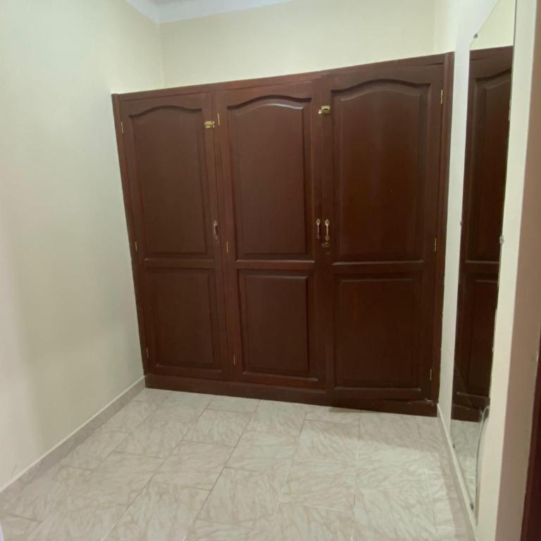 Apartamento amplio y centrico en Tarija - Three-Bedroom Apartment - 12