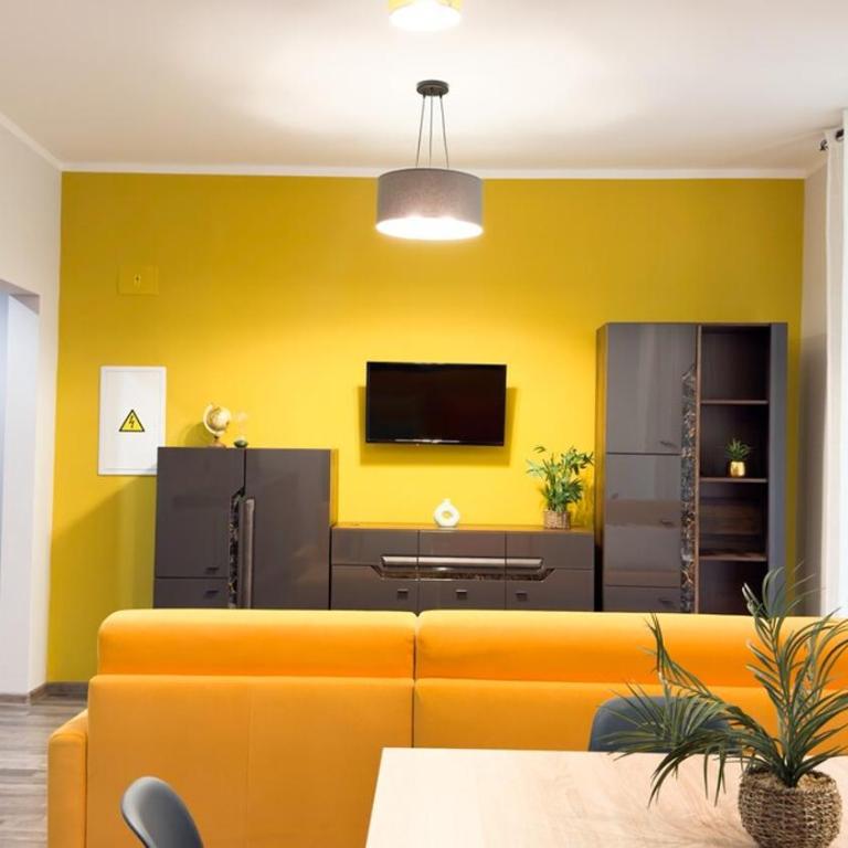 Residenza Santa Anastasia Yellow Balcony and lift in Piazza Erbe - Appartamento con 1 Camera da Letto - 8
