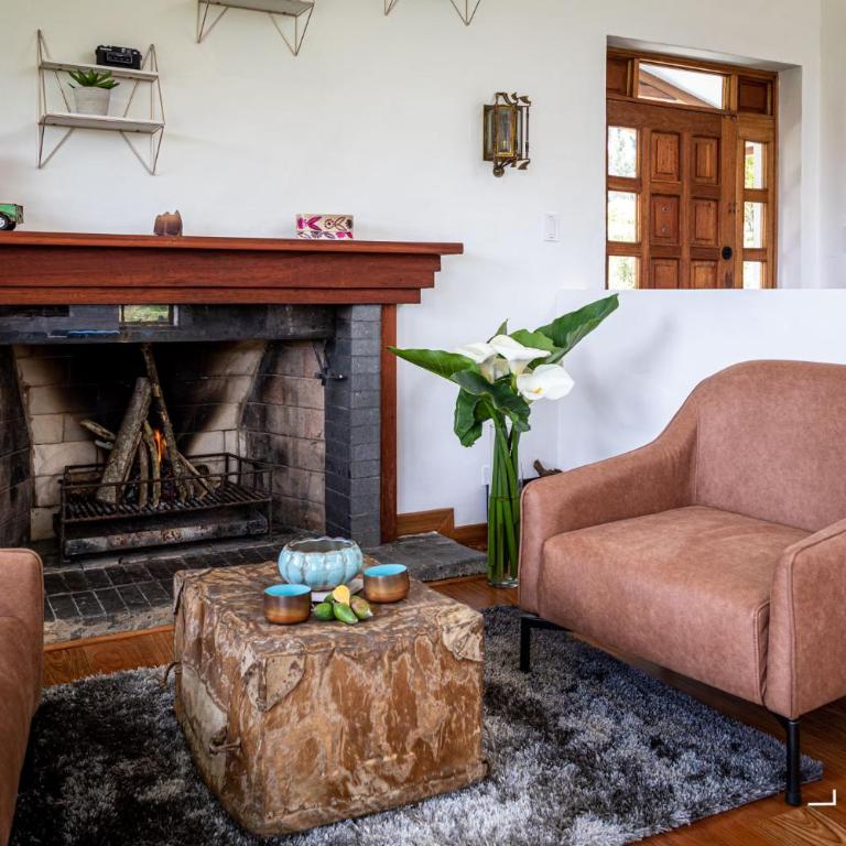 FINCA TUTASUA Lake View Luxury House - Villa - 9