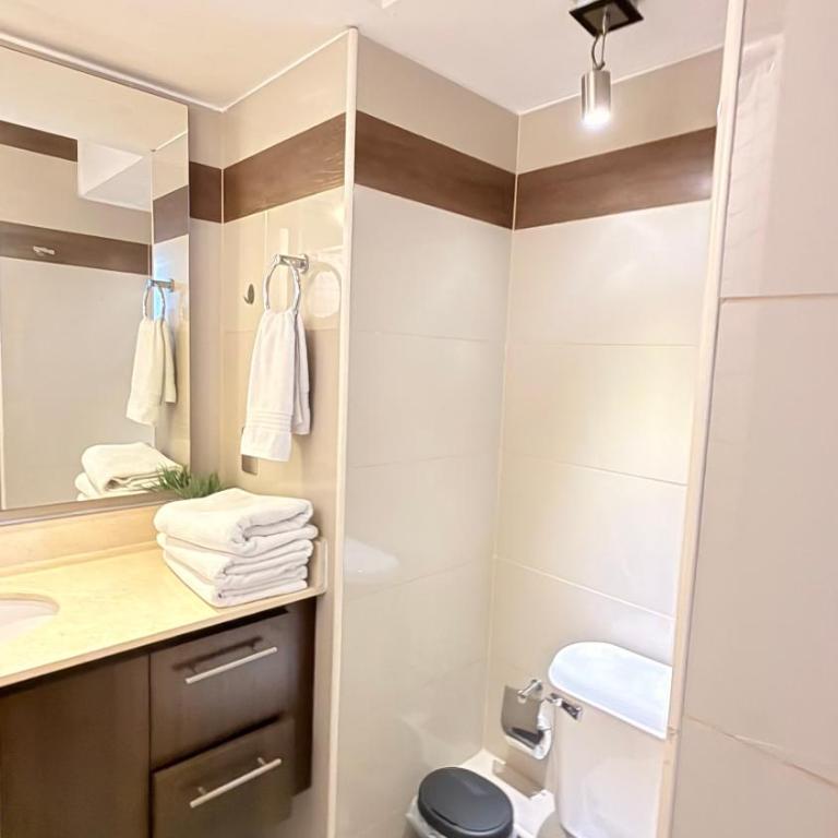 Depto 1 dormitorio - One-Bedroom Apartment with Balcony - 2