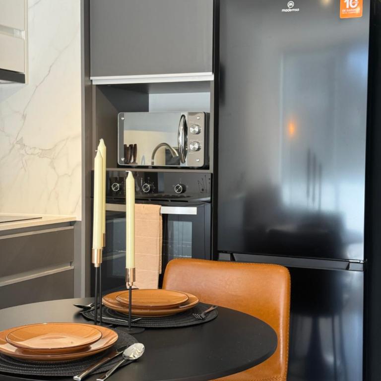 Modern 1D 1B with Style Full Living Room and Kitchen - Apartamento de 1 dormitorio - 3